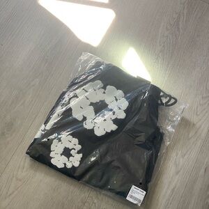 Men's Black Floral Athletic Shorts